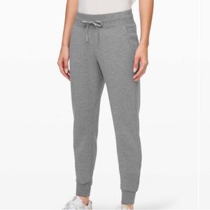 Lululemon Warm Down Jogger 28" Pant in Heathered Core Medium Grey